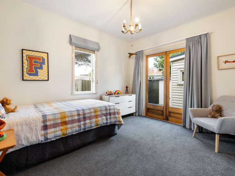 13 Plunket Terrace Hamilton East_17