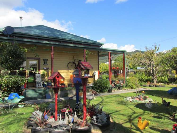 63 Main Street Reefton_5