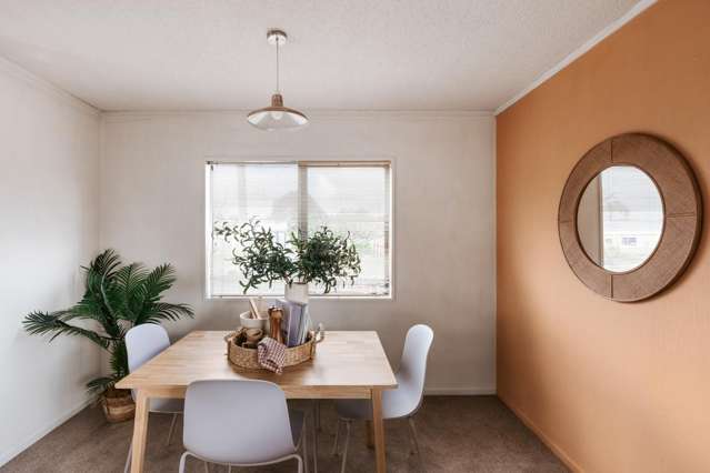 35 Lloyd Street Parkvale_1