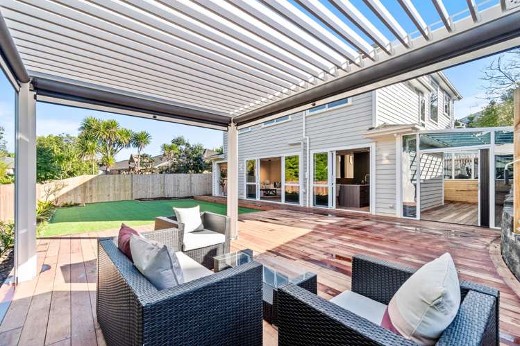 9C Olwyn Place Greenhithe_11