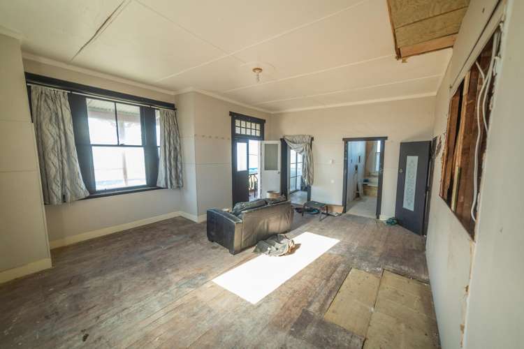 12 Gore Street Bluff_19