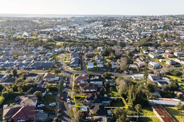 4 Covic Avenue Blockhouse Bay_28