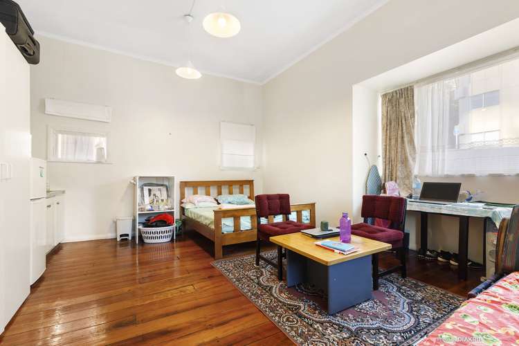 81 Hill Street Thorndon_5