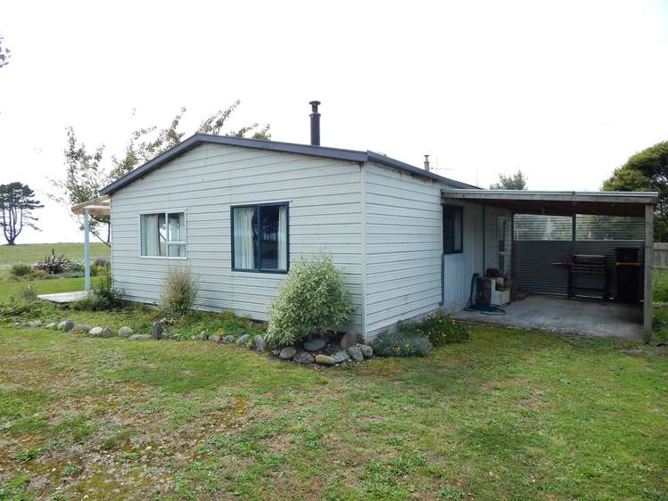 53 Marine Parade Carters Beach_18