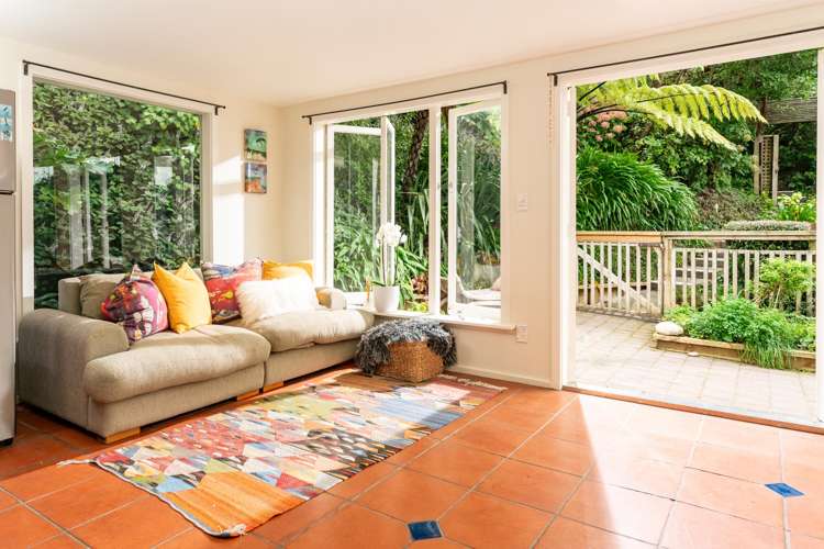 46 Fortification Road Karaka Bays_1