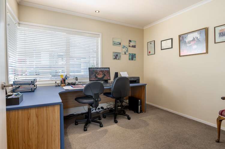 92 Cambridge Road Hillcrest_13