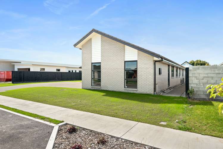 24 Rose Manor Drive Springlands_33