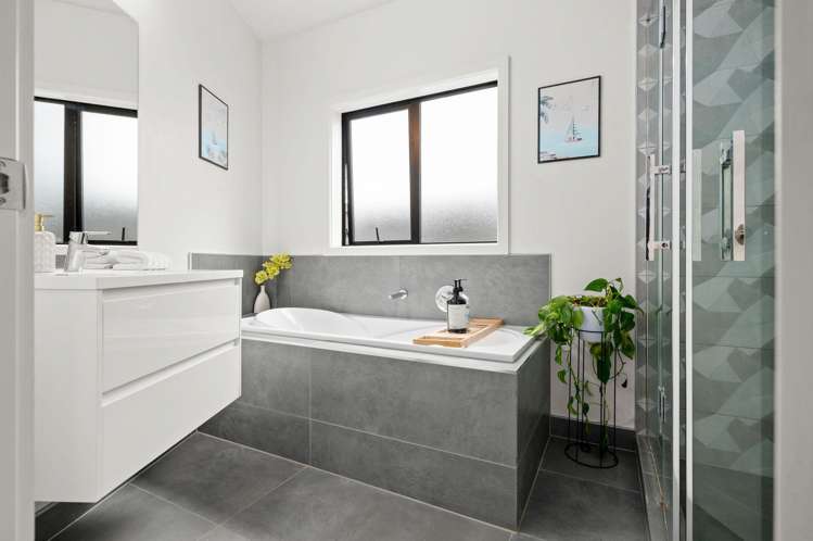 2/31 Maggie Place Chartwell_13