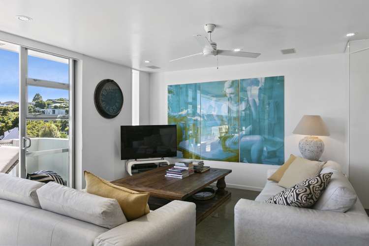 10/2 Lowell Place Waipahihi_11