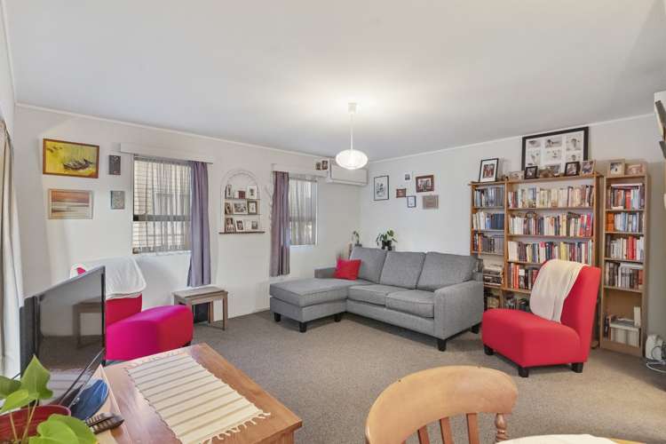 1/67 Abbotts Way Remuera_17