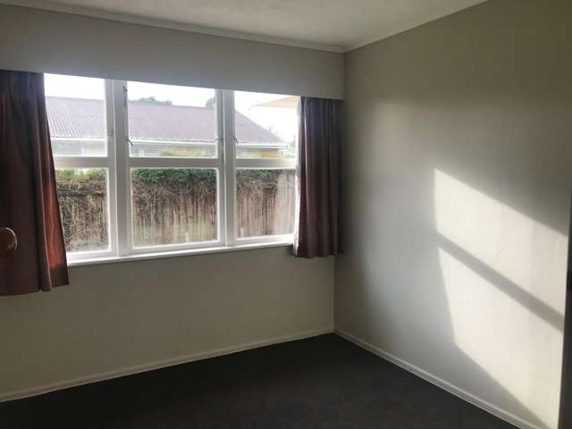 14 Defoe Avenue 1076_3