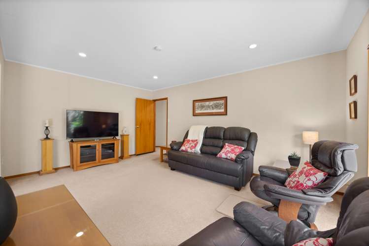 3/6 Kookaburra Place Botany Downs_5