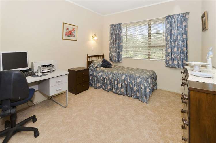 28 Charles Prevost Drive The Gardens_11