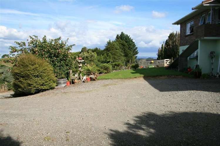 3345 Rawhitiroa Road Matemateaonga_8