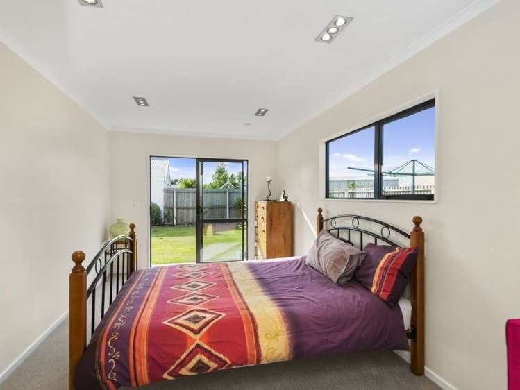 35 Denise Crescent Hornby_11