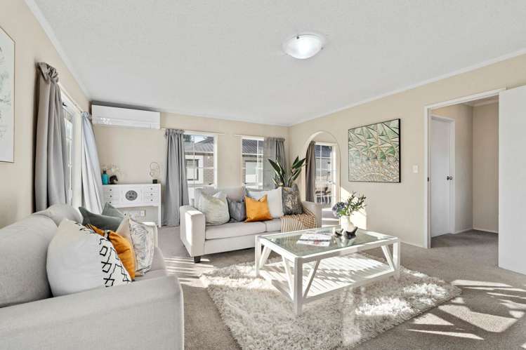 2/2/3 Ronald Macken Place_4