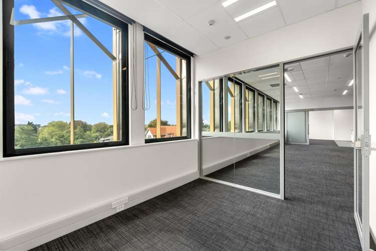 L2, 586 Victoria Street Hamilton Central_5