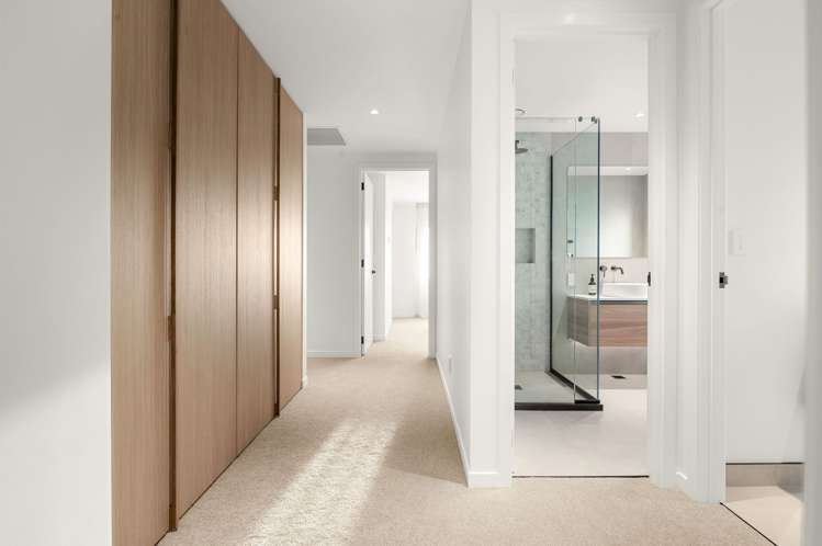 15 Kauri Point Drive Rototuna North_21