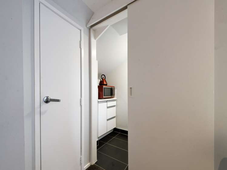 124 Tiroroa Avenue Te Atatu South_21