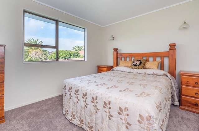 13 Freyberg Crescent 1367_4