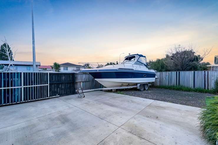 95 Wordsworth Road, in Manurewa, Auckland, is one several hundred three-bedroom houses for sale in Manurewa. Photo / Supplied