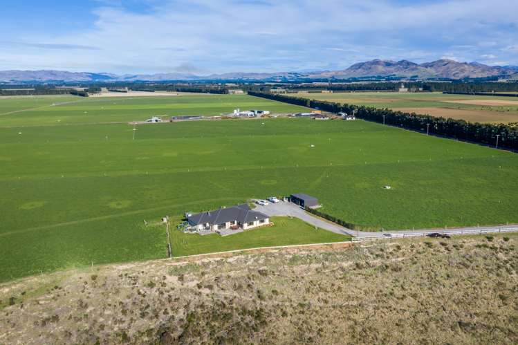 670 The Peaks Road Hawarden_9