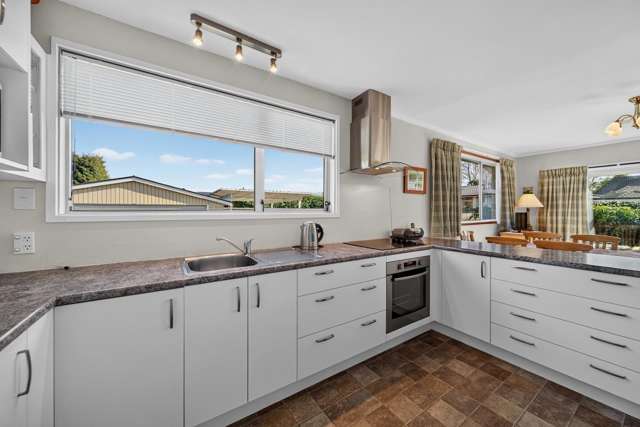 73 Crofton Road Harewood_4