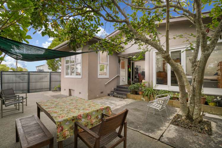 38 Te Ra Road Point Chevalier_1