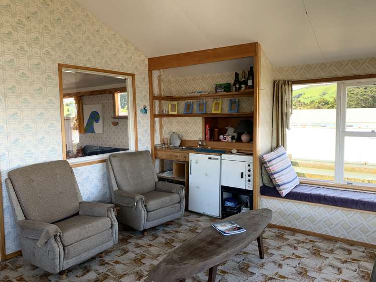 39 Park Lane Owaka_6