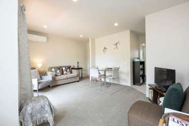 15B/21 Hunters Park Drive_4