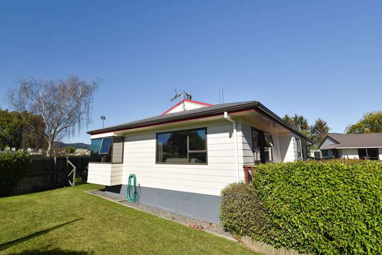 44 Dickens Street Owhata_13