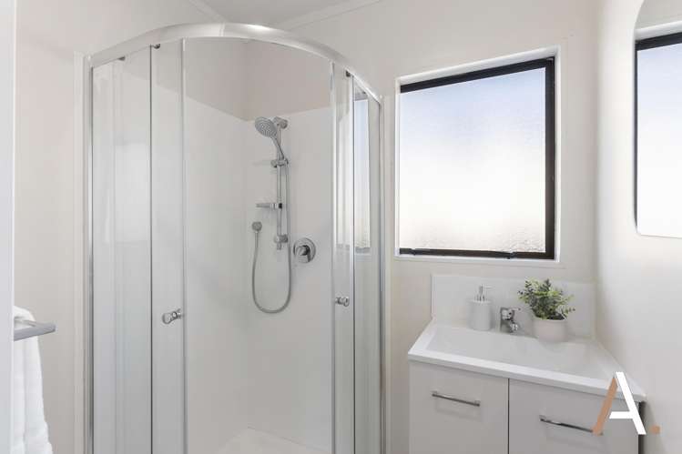 12b Mataura Place Clover Park_16