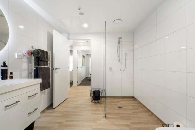 G08/9 East Street Papakura_3