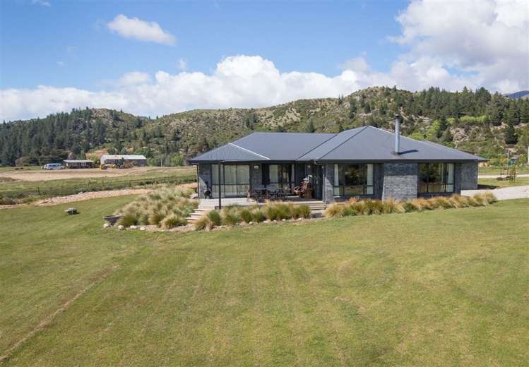 32 Pisa Road Luggate_15