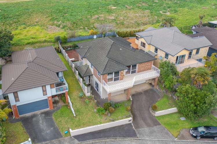 8 Greenway Rise Gulf Harbour_41