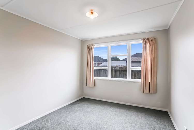 6 Portchester Street Aranui_17