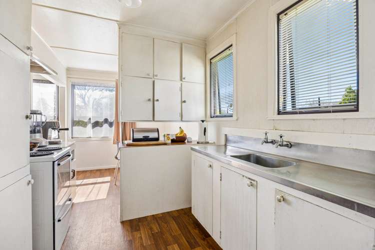 52 Potter Avenue Mt Roskill_13