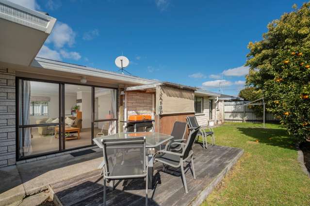 57B Pemberton Crescent Greerton_2
