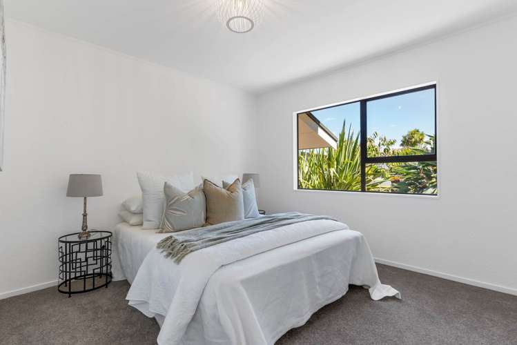 22 Reynolds Place Torbay_12