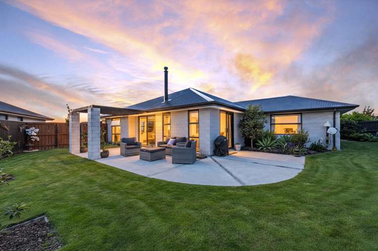 11 Florence Drive Lincoln_29