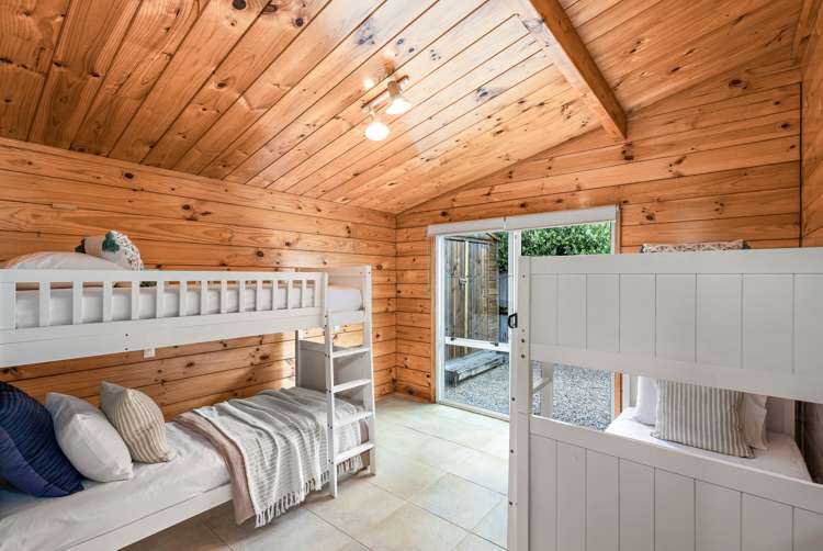 15 Ruby Cove Omaha_15