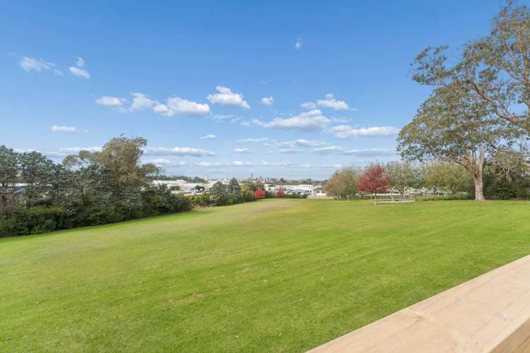 Lot 2/43 Bruce Road Glenfield_34