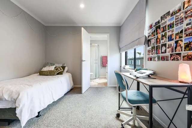 6/3 Charlemont Street 3295_4