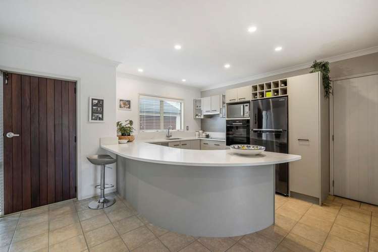 2/1328 Pukuatua Street_2