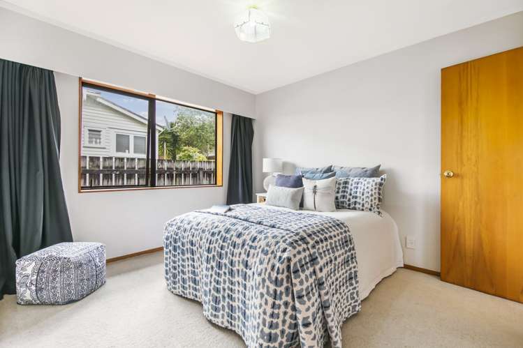 1/51 Hutchinson Avenue New Lynn_5