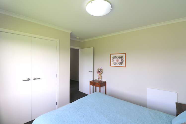21 Sunrise Drive Seaward Bush_23