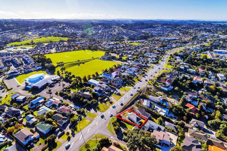 727 East Coast Road Browns Bay_2