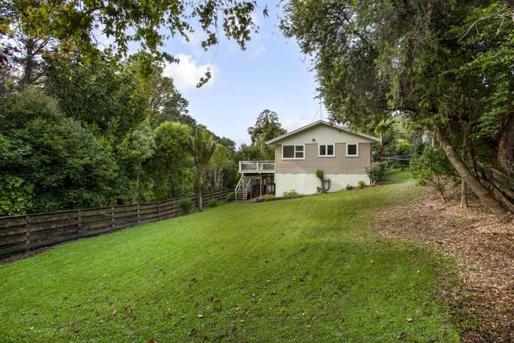 9 The Grove Titirangi_21