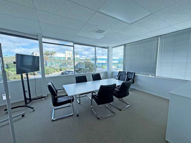 Unit 11/1A William Pickering Drive Rosedale_3