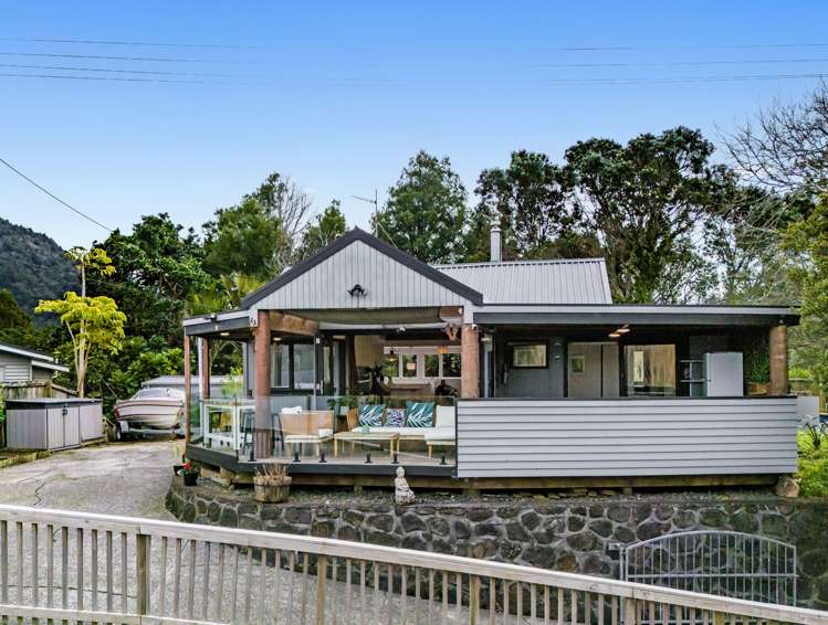 1164 Huia Road Huia_1